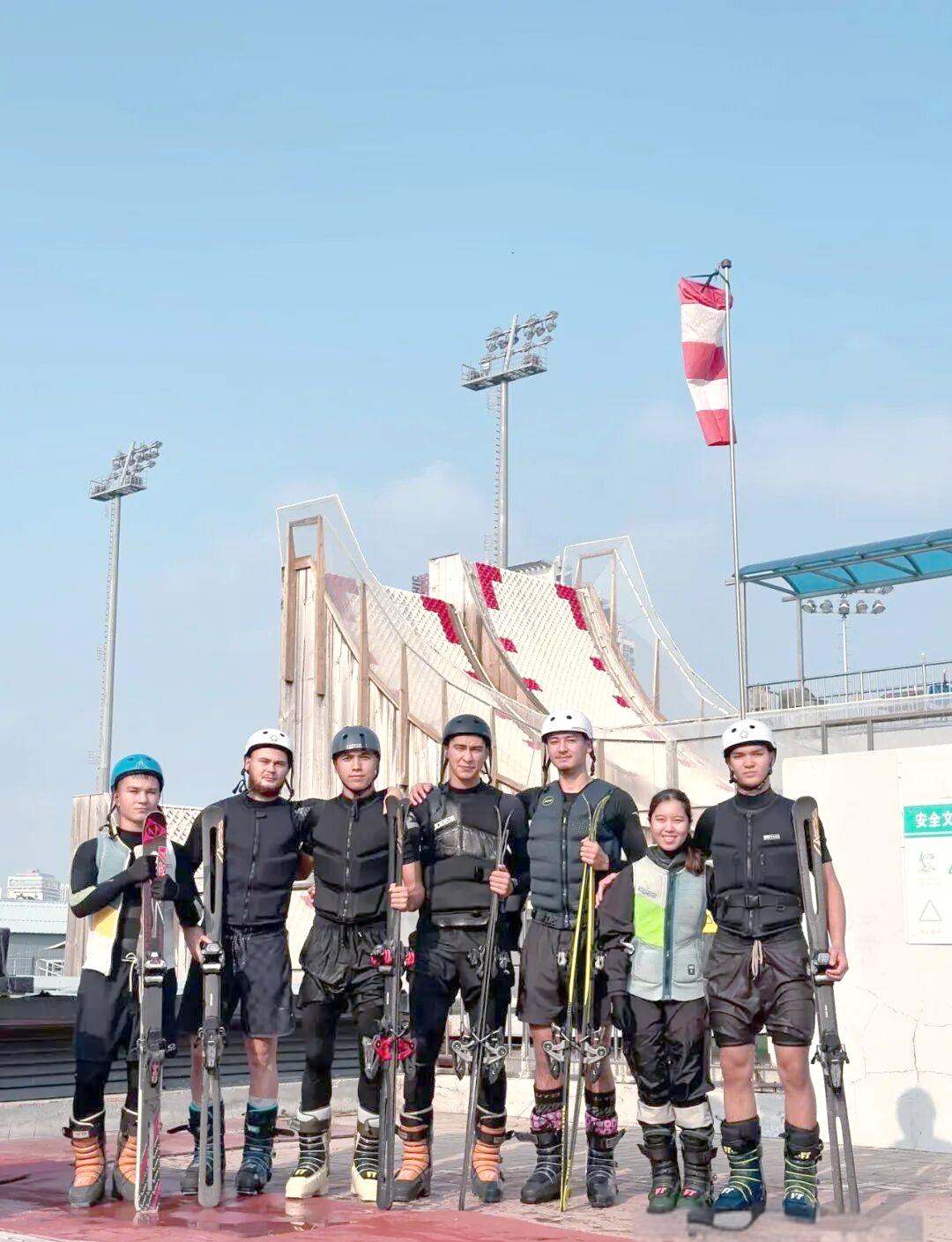 哈萨克斯坦队在国际赛事中获得胜利了吗