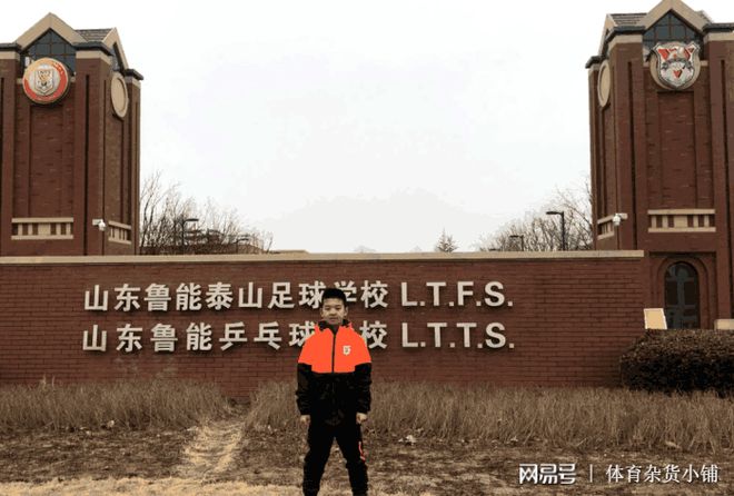 开元棋牌app下载地址-凭本事当大佬快穿