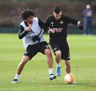 欧协联决赛佛罗伦萨vs奥林匹亚科斯首发